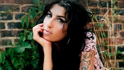Amy Winehouse színészkedésre adná a fejét